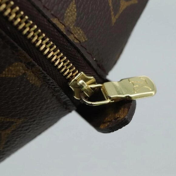 LOUIS VUITTON Monogram Trousse Demi Ronde Cosmetic Pouch M47520 LV Auth 110615 - Picture 9 of 16